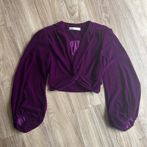 Zara Velvet Knotted Top - Picture 4 of 6